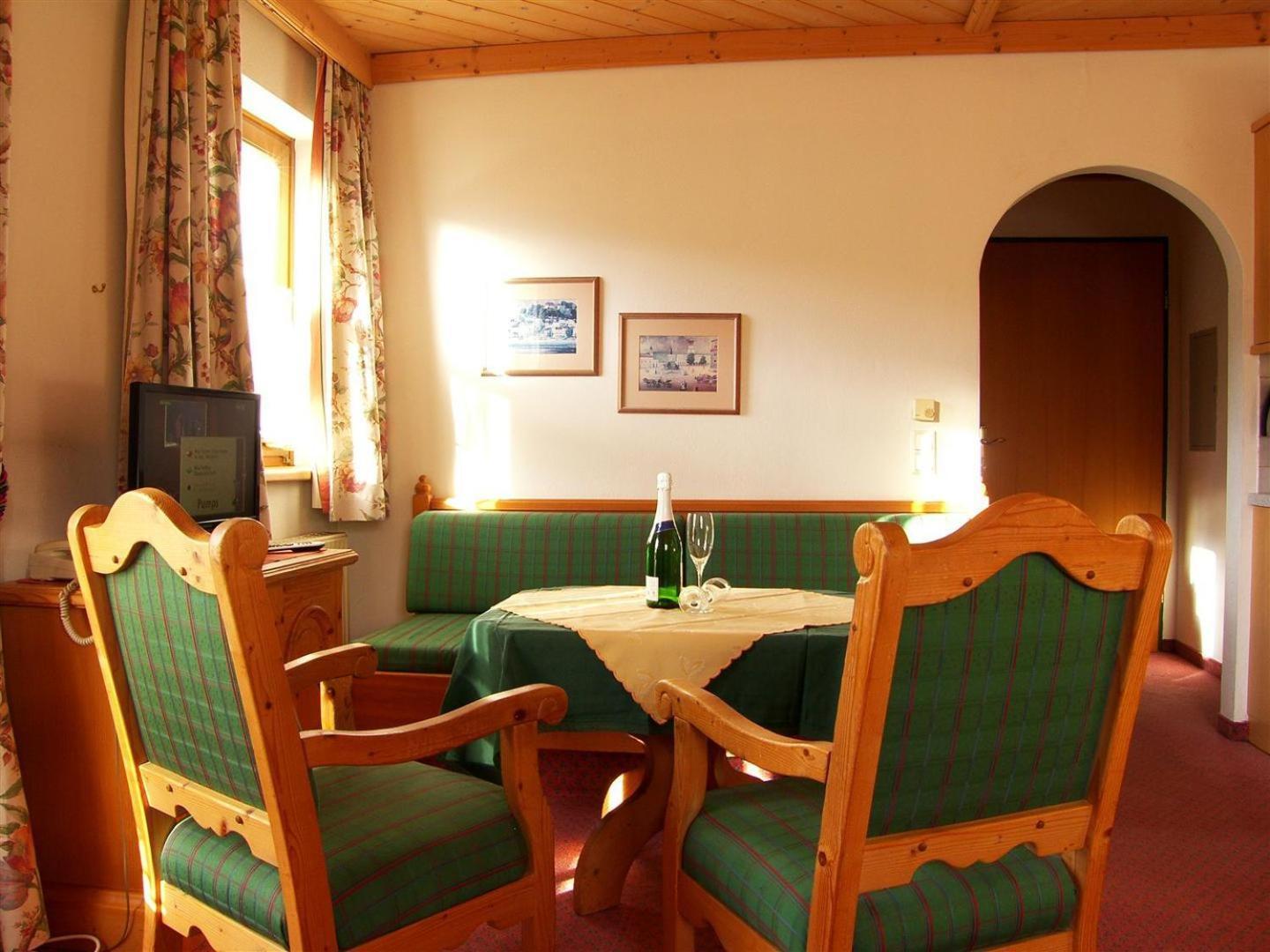 Haus Am Platz - Weitgasser Altenmarkt im Pongau Ngoại thất bức ảnh