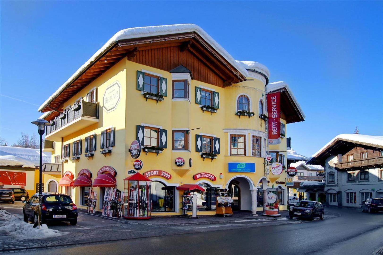 Haus Am Platz - Weitgasser Altenmarkt im Pongau Ngoại thất bức ảnh