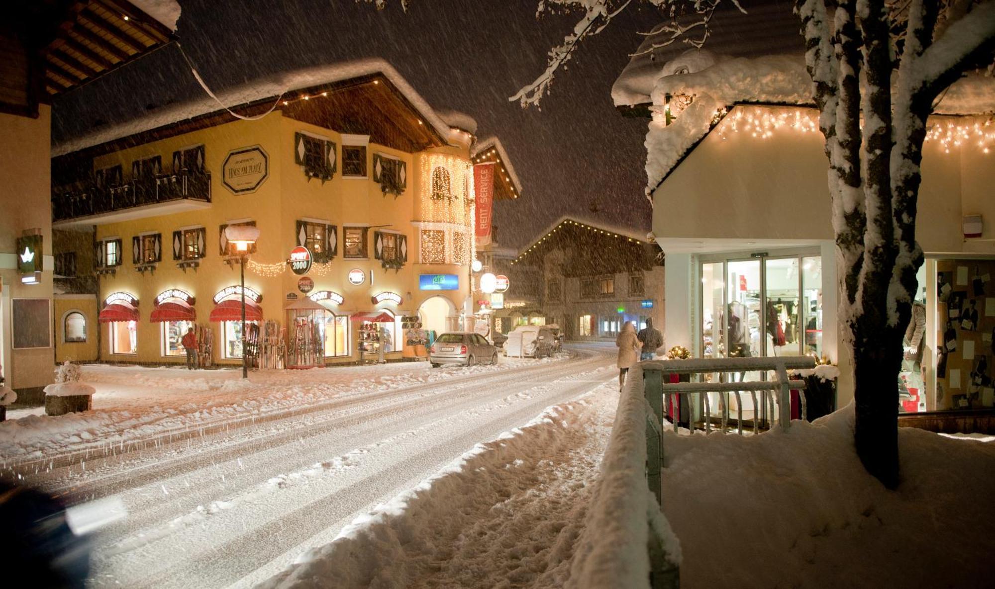 Haus Am Platz - Weitgasser Altenmarkt im Pongau Ngoại thất bức ảnh