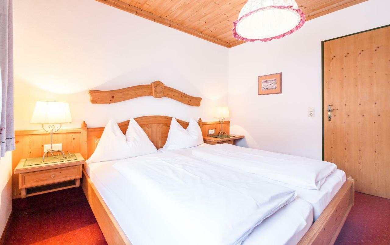 Haus Am Platz - Weitgasser Altenmarkt im Pongau Ngoại thất bức ảnh
