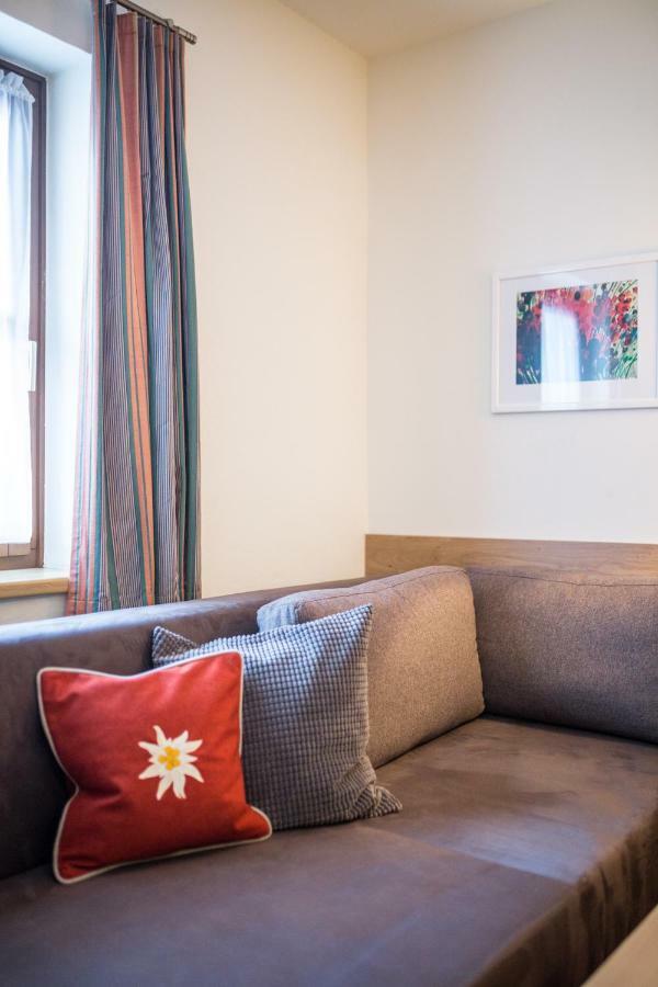 Haus Am Platz - Weitgasser Altenmarkt im Pongau Ngoại thất bức ảnh