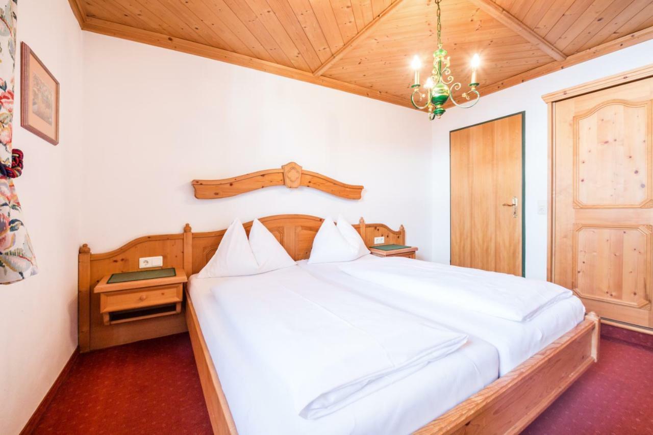 Haus Am Platz - Weitgasser Altenmarkt im Pongau Ngoại thất bức ảnh