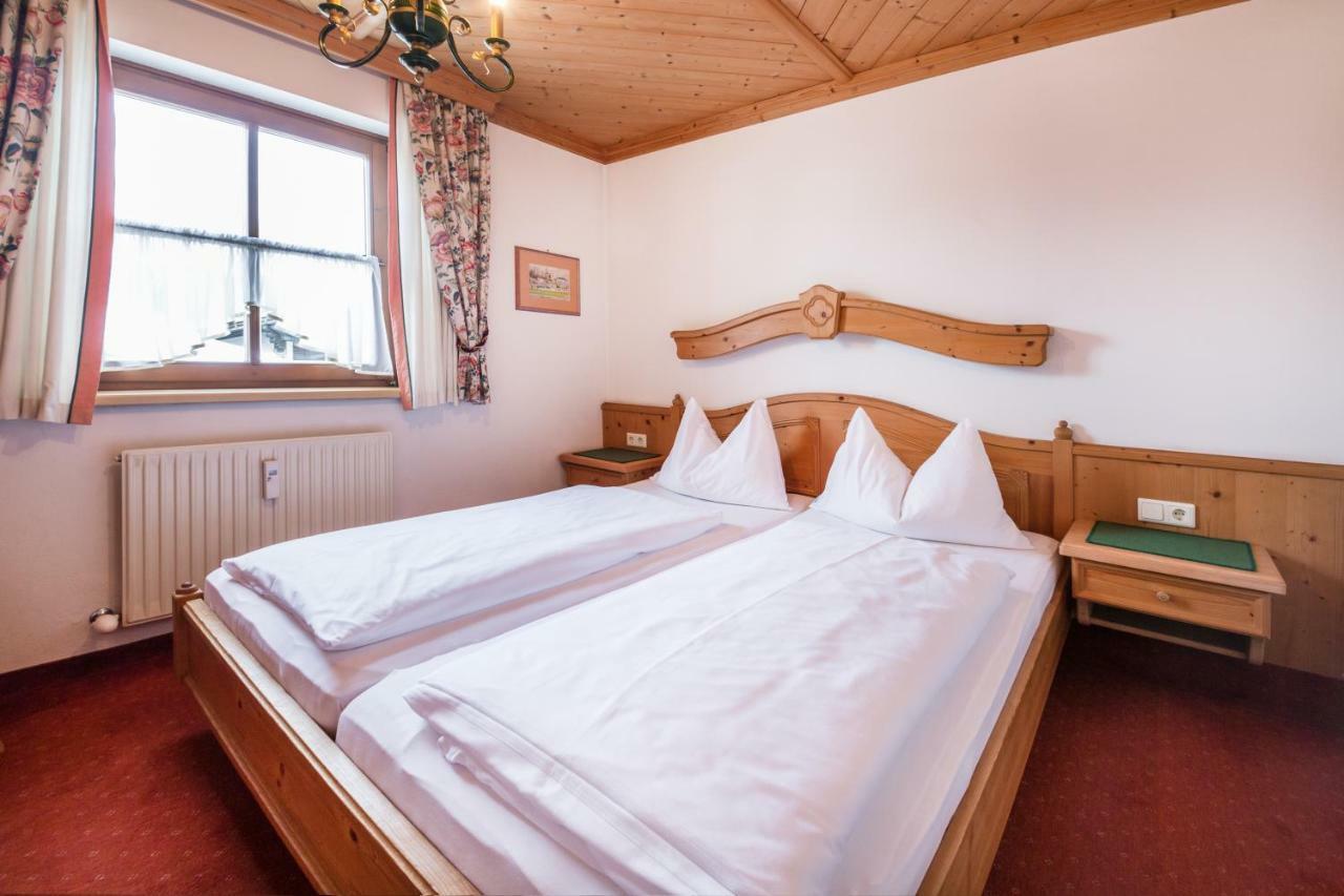 Haus Am Platz - Weitgasser Altenmarkt im Pongau Ngoại thất bức ảnh